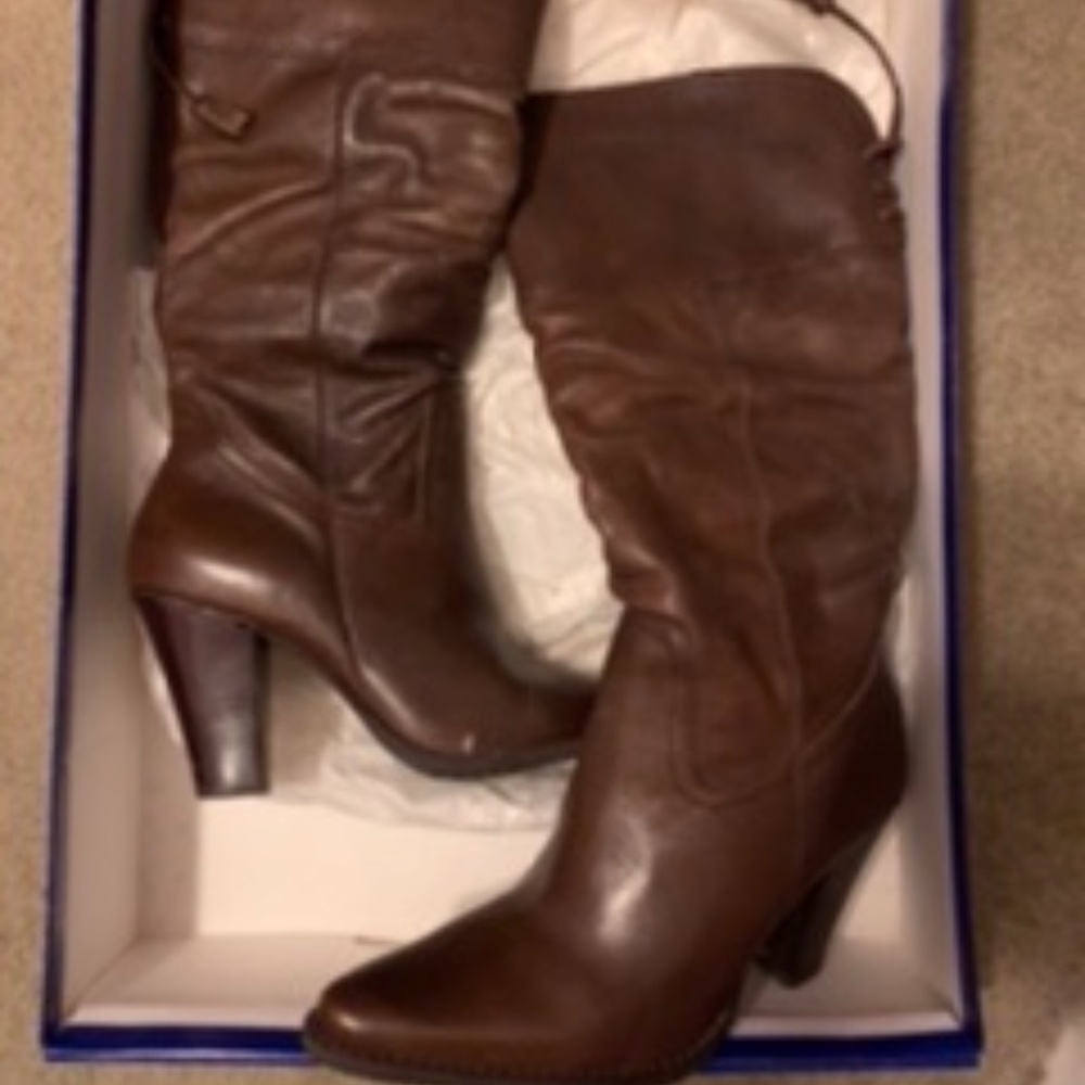 Brown boots